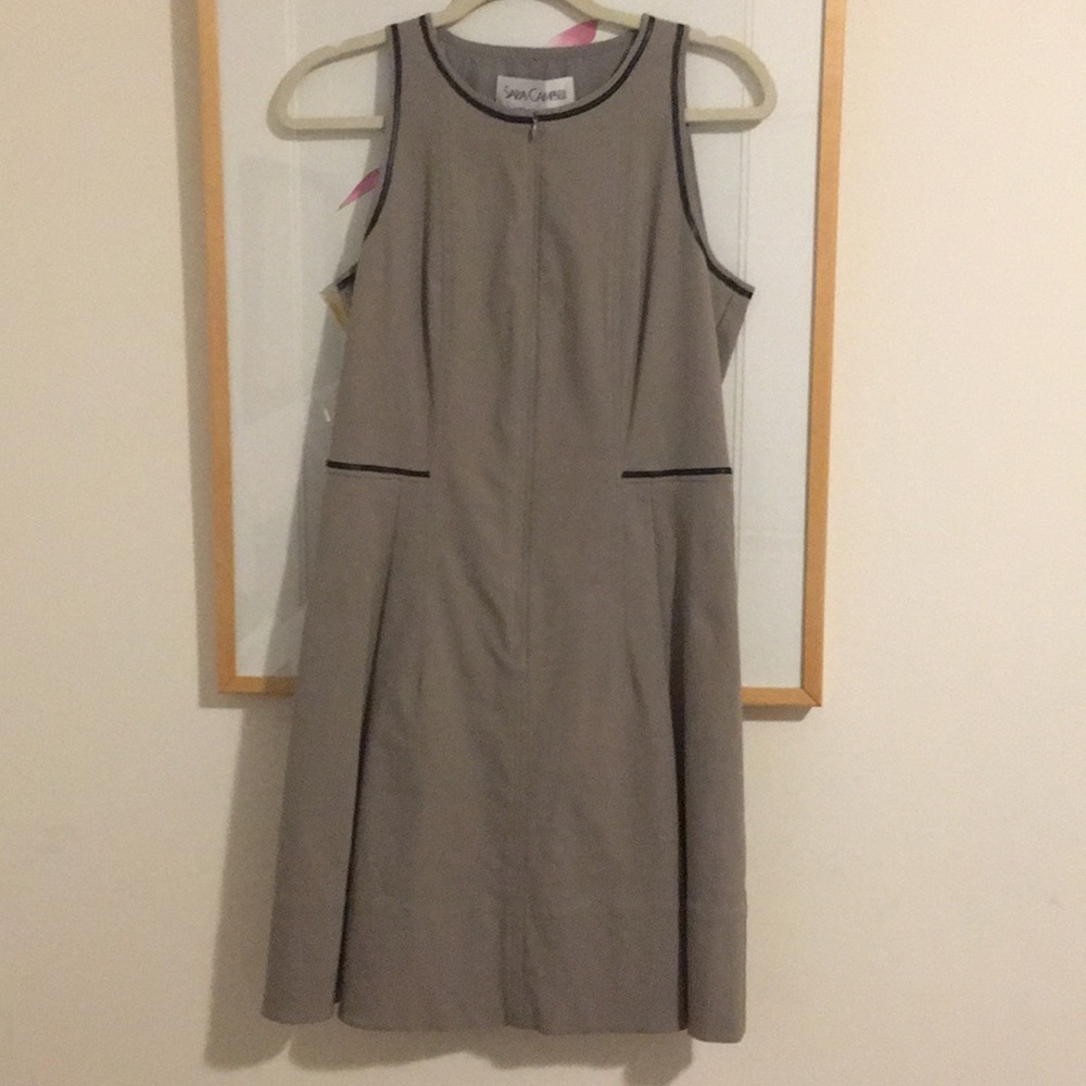 Sara Campbell - flattering work dress